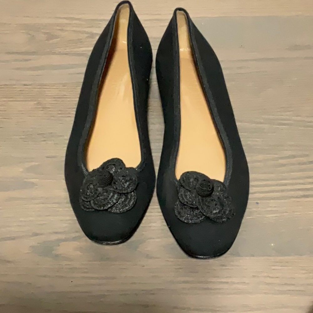 Chanel women’s camellia black canvas ballet flats flower